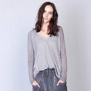 Tina + Jo Long Sleeve Asymmetrical Ribbed Top Size Medium NWT